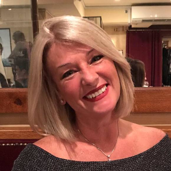 Meet your Posher, Sandra - Picture 1 of 1